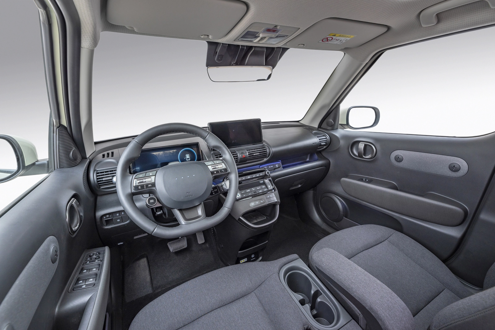 INSTER unutrašnjost